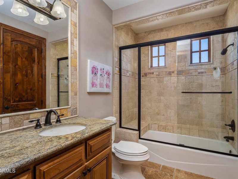 b9f2e7acda25899fe1aa8f9d8d1aba8f-uncropped_scaled_within_1536_1152